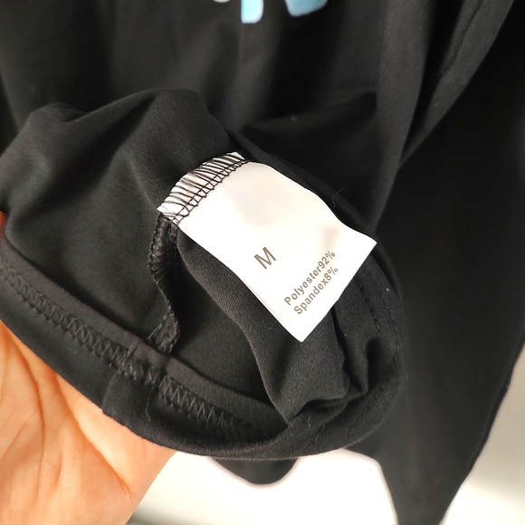 Bookish t-shirt - Picture 2 of 4